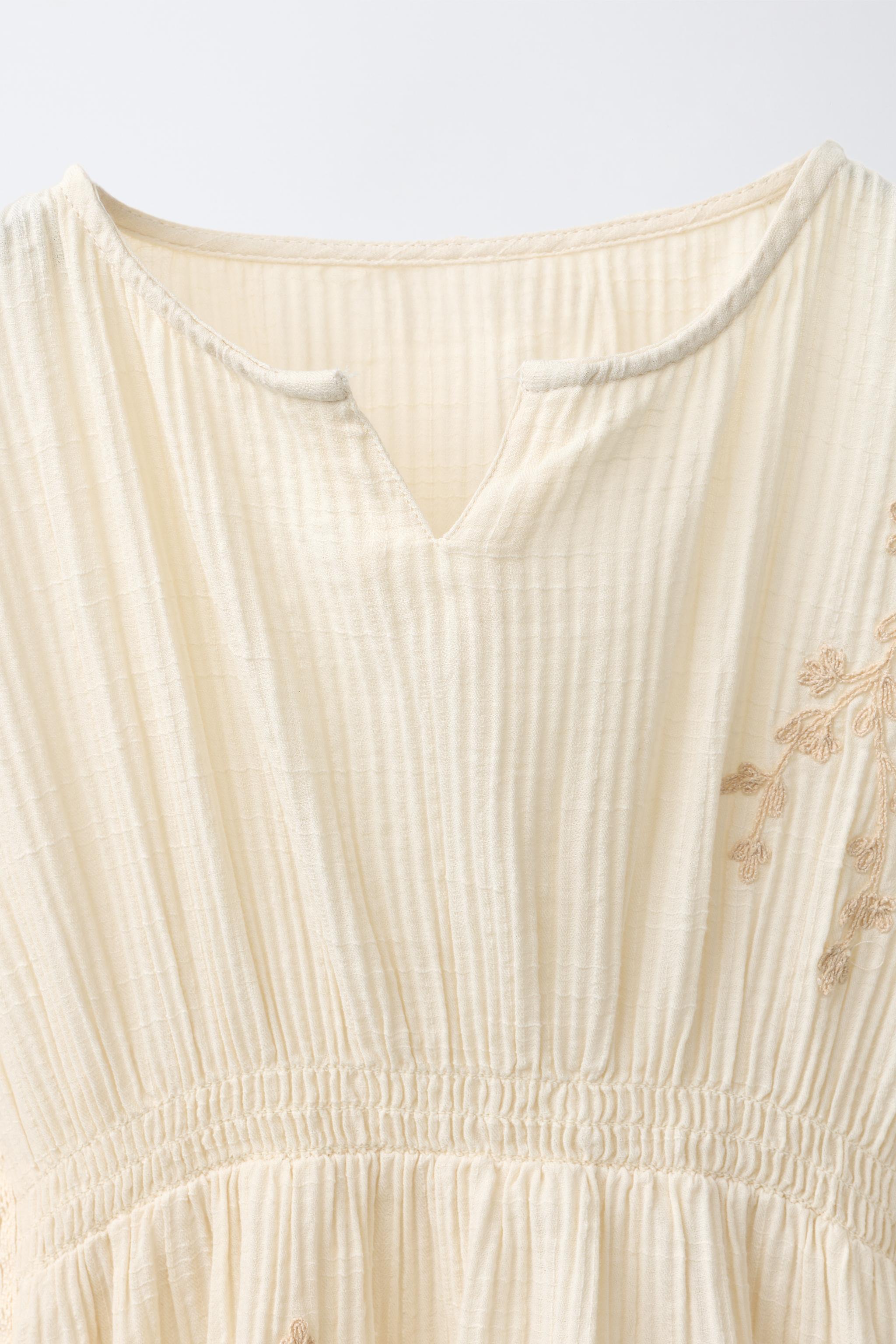 EMBROIDERED LACE INSERT CAFTAN